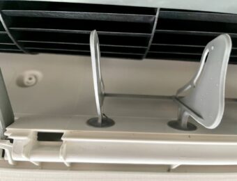 エアコン吹き出し口黒カビお掃除後