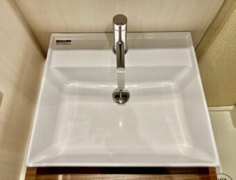 ハウスクリーニング後の洗面台