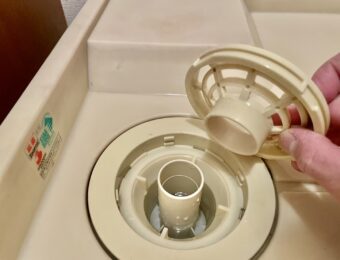 クリーニング後の防水パン排水口