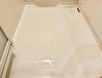 浴室クリーニング後の床