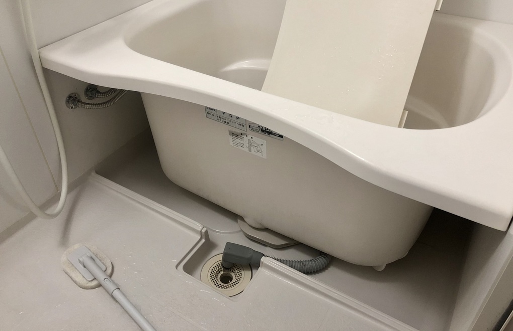 水でしっかりと洗い流し、乾燥させる