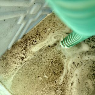 エアコンクリーニングで出た汚水